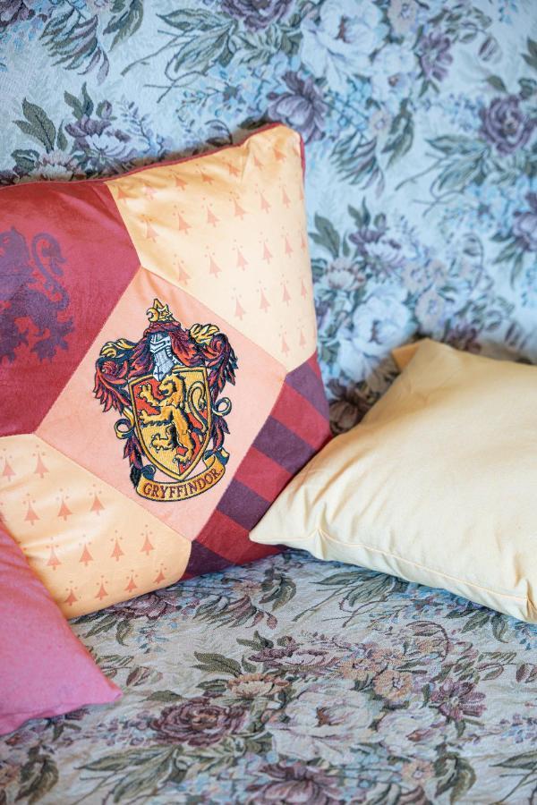 - Magical Harry Potter Apartment In Duisburg - 2 Mins Central Station Hbf - Kingsize Bed & Netflix - Exterior foto
